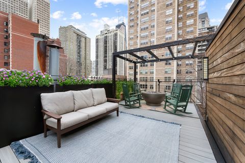 Tiny photo for 41 E Elm Street, Chicago, IL 60611 (MLS # 12594503)