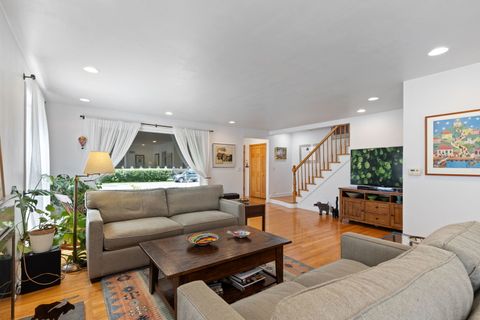 Tiny photo for 6709 N Ramona Avenue, Lincolnwood, IL 60712 (MLS # 12400232)