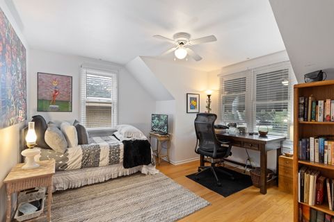 Tiny photo for 6709 N Ramona Avenue, Lincolnwood, IL 60712 (MLS # 12400232)