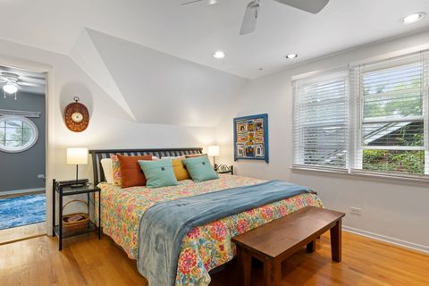 Tiny photo for 6709 N Ramona Avenue, Lincolnwood, IL 60712 (MLS # 12400232)