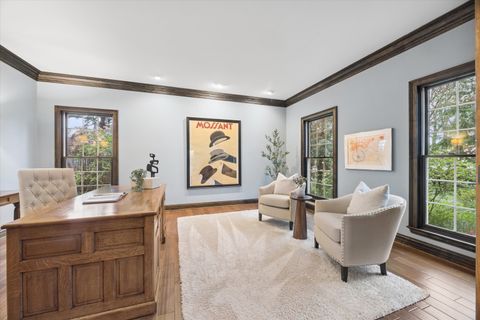 Tiny photo for 504 Pin Oak Court, St. Charles, IL 60174 (MLS # 12617427)