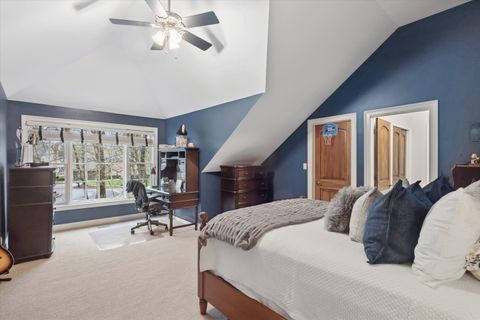 Tiny photo for 504 Pin Oak Court, St. Charles, IL 60174 (MLS # 12617427)