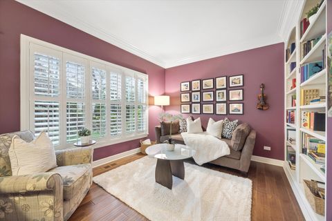 Tiny photo for 504 Pin Oak Court, St. Charles, IL 60174 (MLS # 12617427)