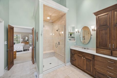 Tiny photo for 504 Pin Oak Court, St. Charles, IL 60174 (MLS # 12617427)