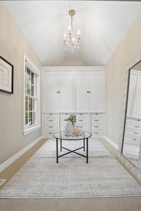 Tiny photo for 504 Pin Oak Court, St. Charles, IL 60174 (MLS # 12617427)