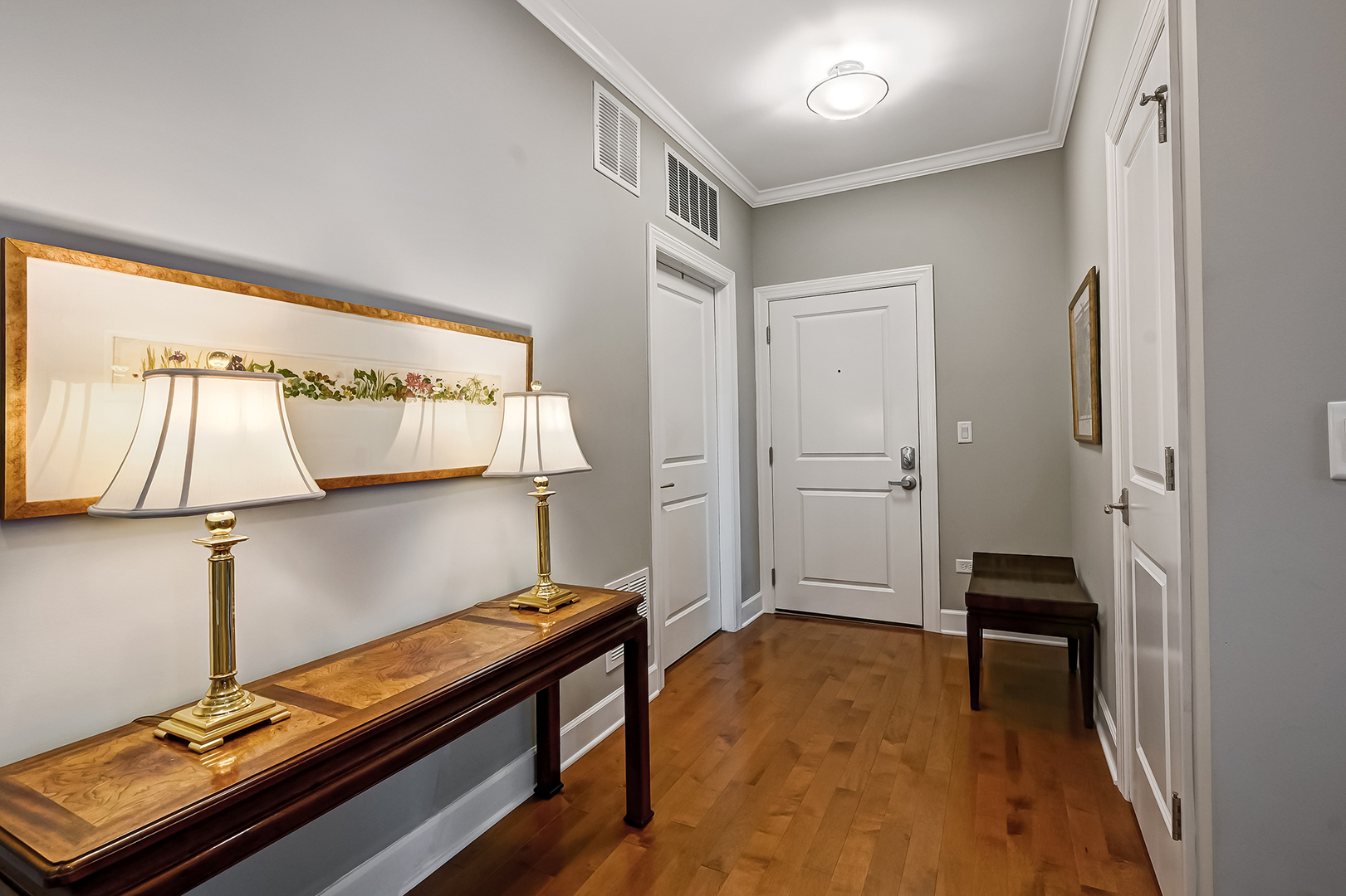 7 E KENNEDY Lane 201