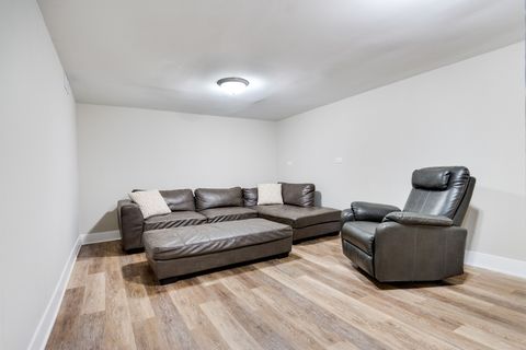 Tiny photo for 1240 N Boxwood Drive, Mount Prospect, IL 60056 (MLS # 12604479)