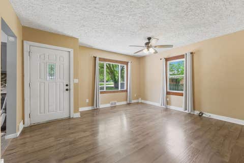 Tiny photo for 3804 15th Street B, Moline, IL 61265 (MLS # 12630009)