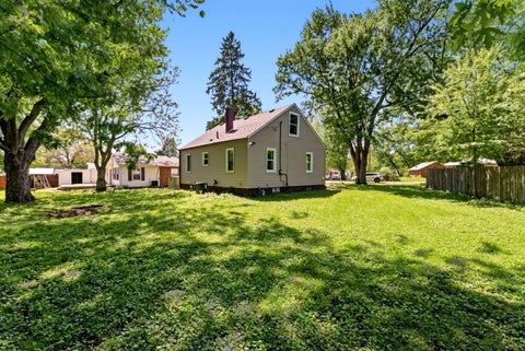 Tiny photo for 3804 15th Street B, Moline, IL 61265 (MLS # 12630009)