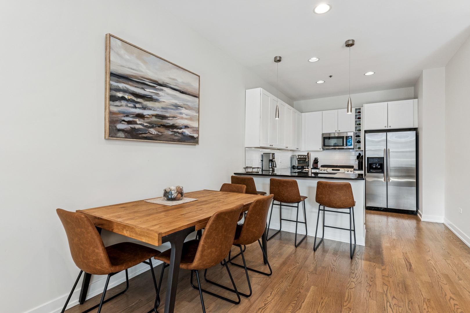 150 W Superior Street 1103