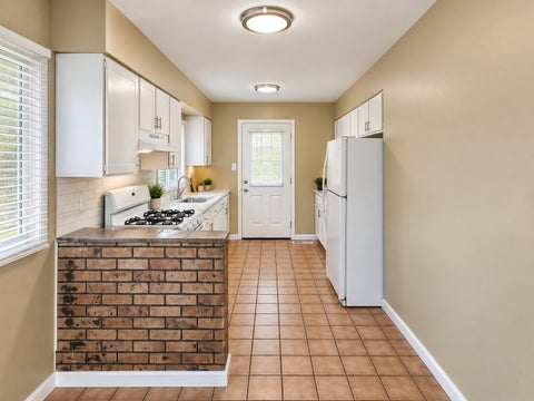 Tiny photo for 147 Birch Street, Carpentersville, IL 60110 (MLS # 12758253)
