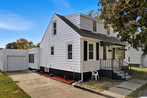 Tiny photo for 807 W 12TH Street, Sterling, IL 61081 (MLS # 12498568)