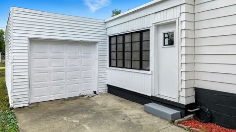 Tiny photo for 807 W 12TH Street, Sterling, IL 61081 (MLS # 12498568)