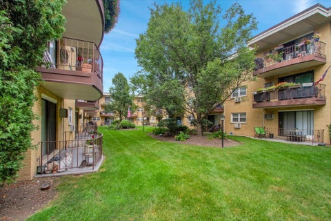 Tiny photo for 5332 W Windsor Avenue #2F, Chicago, IL 60630 (MLS # 12765712)