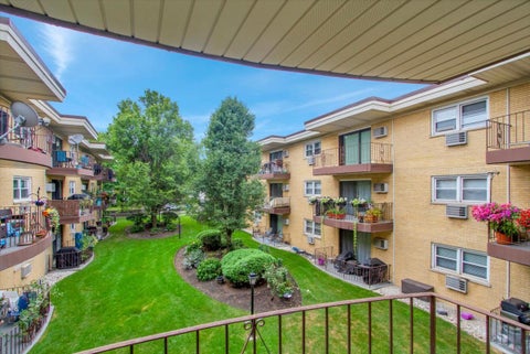 Tiny photo for 5332 W Windsor Avenue #2F, Chicago, IL 60630 (MLS # 12765712)