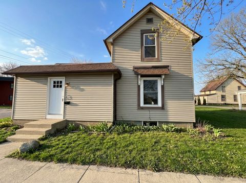 Photo of 109 S Washington Street, Genoa, IL 60135 (MLS # 12564298)