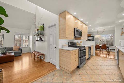 Tiny photo for 184 Woodstone Drive, Buffalo Grove, IL 60089 (MLS # 12597079)