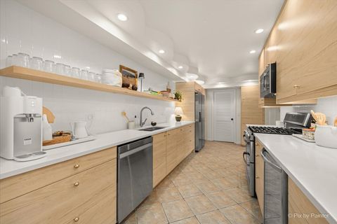 Tiny photo for 184 Woodstone Drive, Buffalo Grove, IL 60089 (MLS # 12597079)