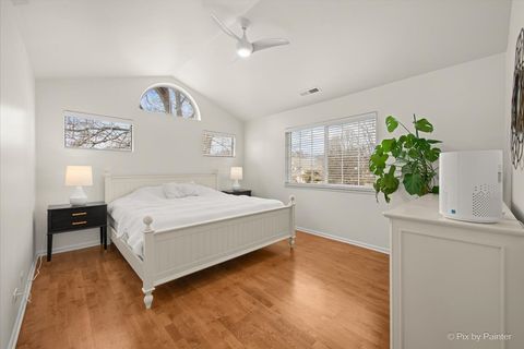 Tiny photo for 184 Woodstone Drive, Buffalo Grove, IL 60089 (MLS # 12597079)