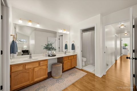 Tiny photo for 184 Woodstone Drive, Buffalo Grove, IL 60089 (MLS # 12597079)