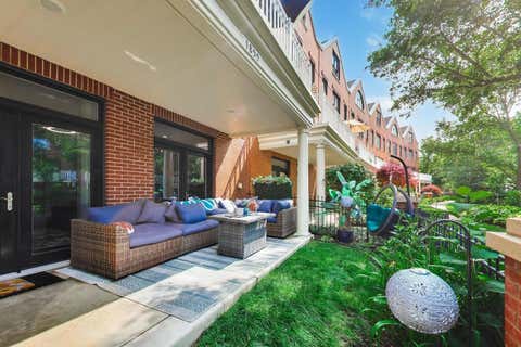 Tiny photo for 1850 Admiral Court, Glenview, IL 60026 (MLS # 12673287)