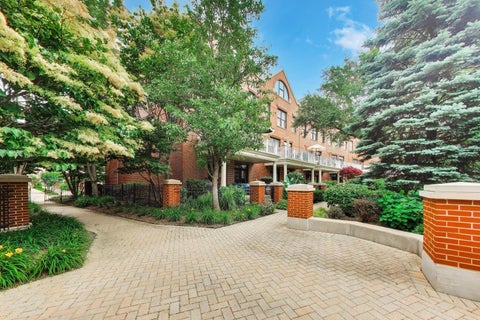 Tiny photo for 1850 Admiral Court, Glenview, IL 60026 (MLS # 12673287)