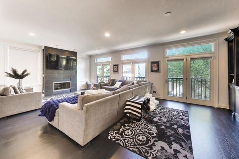 Tiny photo for 1850 Admiral Court, Glenview, IL 60026 (MLS # 12673287)