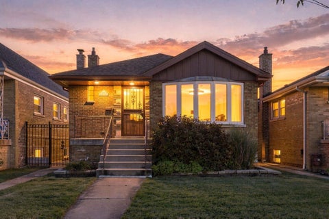 Photo of 4514 S Kedvale Avenue, Chicago, IL 60632 (MLS # 12771959)