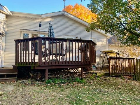 Tiny photo for 1526 N Hershey Road, Bloomington, IL 61704 (MLS # 12507168)