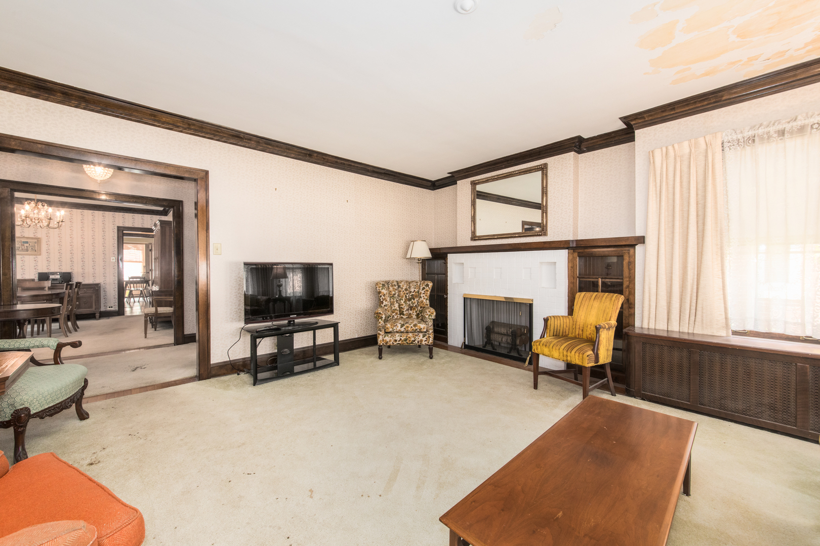 806 S Vine Avenue