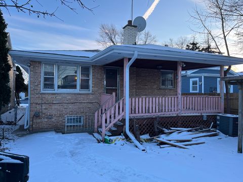 Tiny photo for 6142 W Barry Avenue, Chicago, IL 60634 (MLS # 12551776)