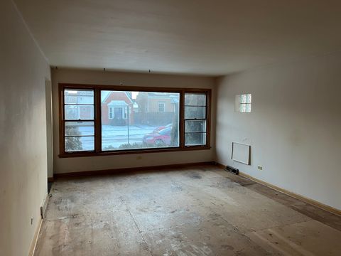 Tiny photo for 6142 W Barry Avenue, Chicago, IL 60634 (MLS # 12551776)