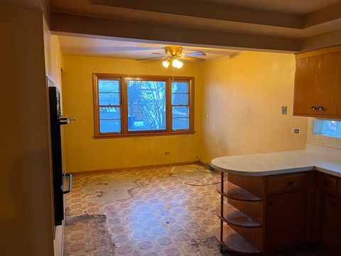 Tiny photo for 6142 W Barry Avenue, Chicago, IL 60634 (MLS # 12551776)