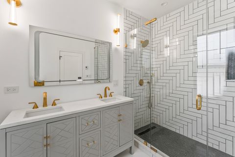 Tiny photo for 5944 N Knox Avenue, Chicago, IL 60646 (MLS # 12467231)