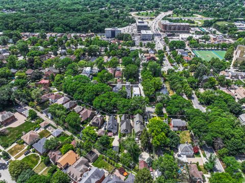 Tiny photo for 5944 N Knox Avenue, Chicago, IL 60646 (MLS # 12467231)