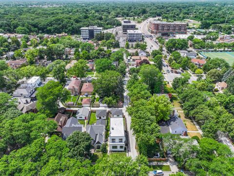 Tiny photo for 5944 N Knox Avenue, Chicago, IL 60646 (MLS # 12467231)