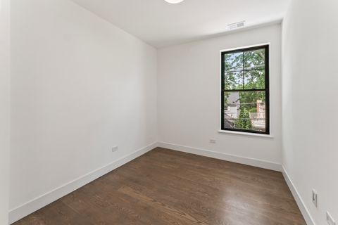 Tiny photo for 5944 N Knox Avenue, Chicago, IL 60646 (MLS # 12467231)