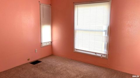 Tiny photo for 306 W PLUM Street, Percy, IL 62272 (MLS # EB458959)