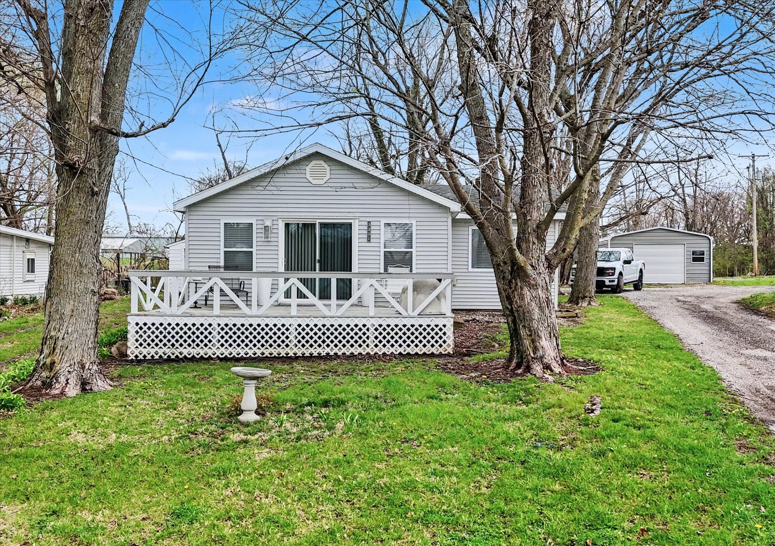 3221 E Lake Paradise Road