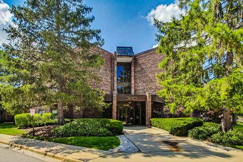 Tiny photo for 3110 Pheasant Creek Drive #104, Northbrook, IL 60062 (MLS # 12515299)