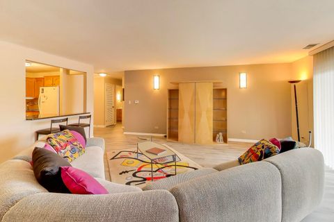 Tiny photo for 3110 Pheasant Creek Drive #104, Northbrook, IL 60062 (MLS # 12515299)