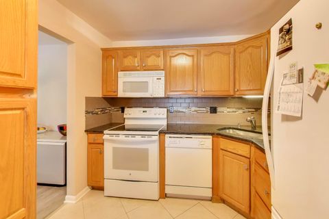 Tiny photo for 3110 Pheasant Creek Drive #104, Northbrook, IL 60062 (MLS # 12515299)