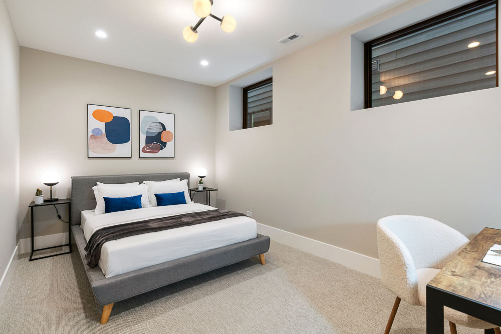 Chicago, Illinois 60622, United States, 6 Bedrooms Bedrooms, ,5 BathroomsBathrooms,Residential,Active,254160