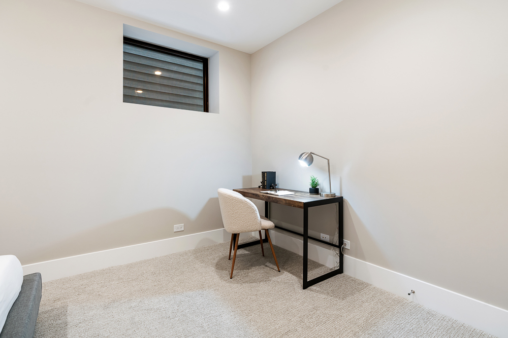 Chicago, Illinois 60622, United States, 6 Bedrooms Bedrooms, ,5 BathroomsBathrooms,Residential,Active,254160