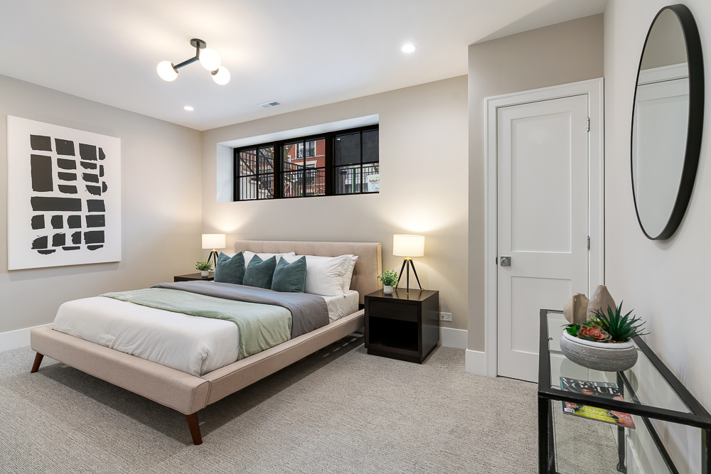 Chicago, Illinois 60622, United States, 6 Bedrooms Bedrooms, ,5 BathroomsBathrooms,Residential,Active,254160