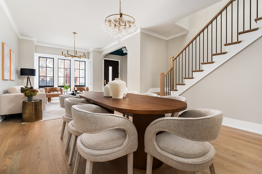 Chicago, Illinois 60622, United States, 6 Bedrooms Bedrooms, ,5 BathroomsBathrooms,Residential,Active,254160