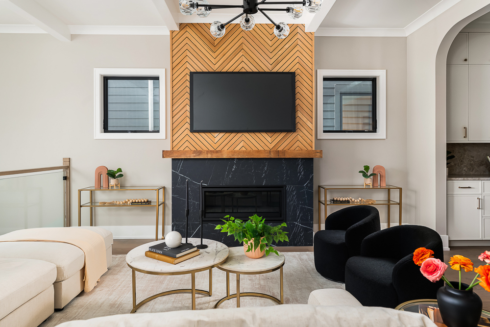 Chicago, Illinois 60622, United States, 6 Bedrooms Bedrooms, ,5 BathroomsBathrooms,Residential,Active,254160