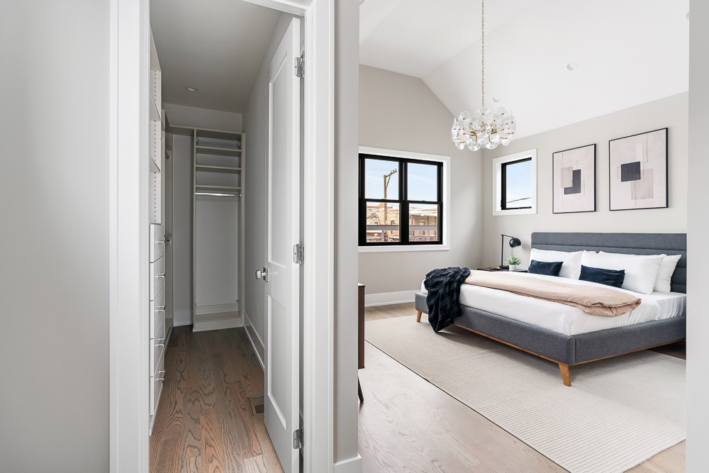 Chicago, Illinois 60622, United States, 6 Bedrooms Bedrooms, ,5 BathroomsBathrooms,Residential,Active,254160