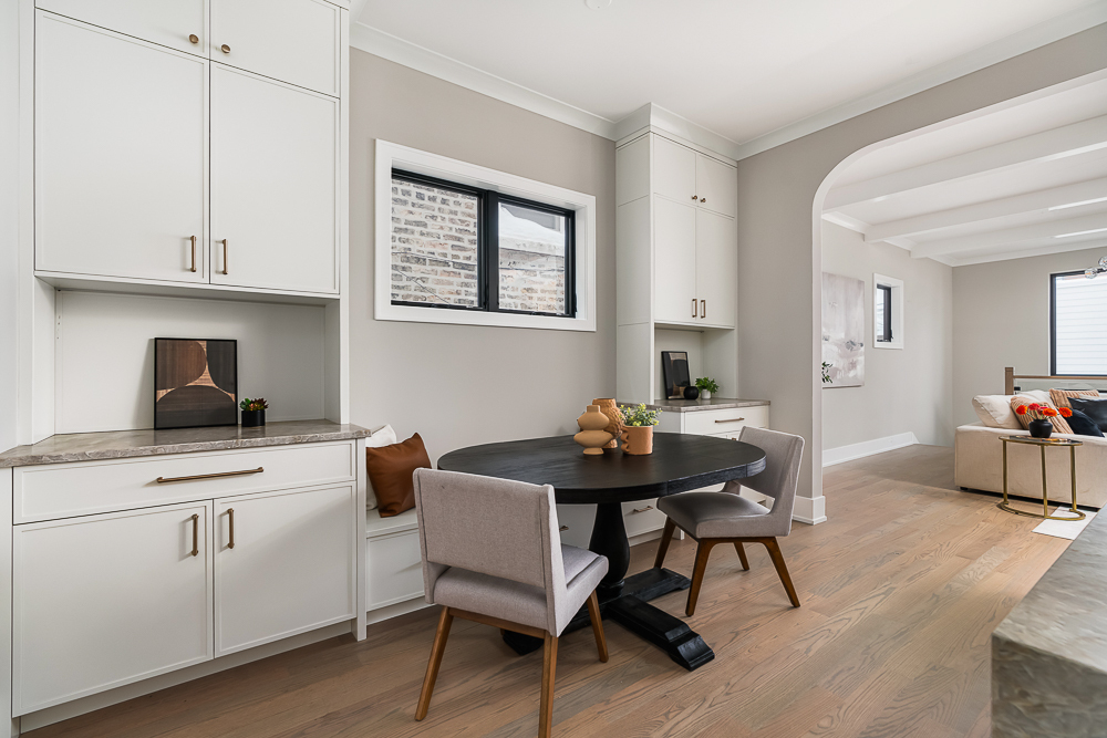 Chicago, Illinois 60622, United States, 6 Bedrooms Bedrooms, ,5 BathroomsBathrooms,Residential,Active,254160