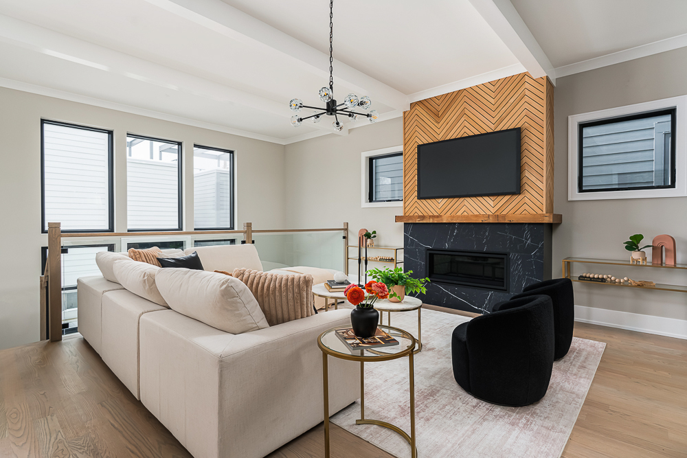 Chicago, Illinois 60622, United States, 6 Bedrooms Bedrooms, ,5 BathroomsBathrooms,Residential,Active,254160